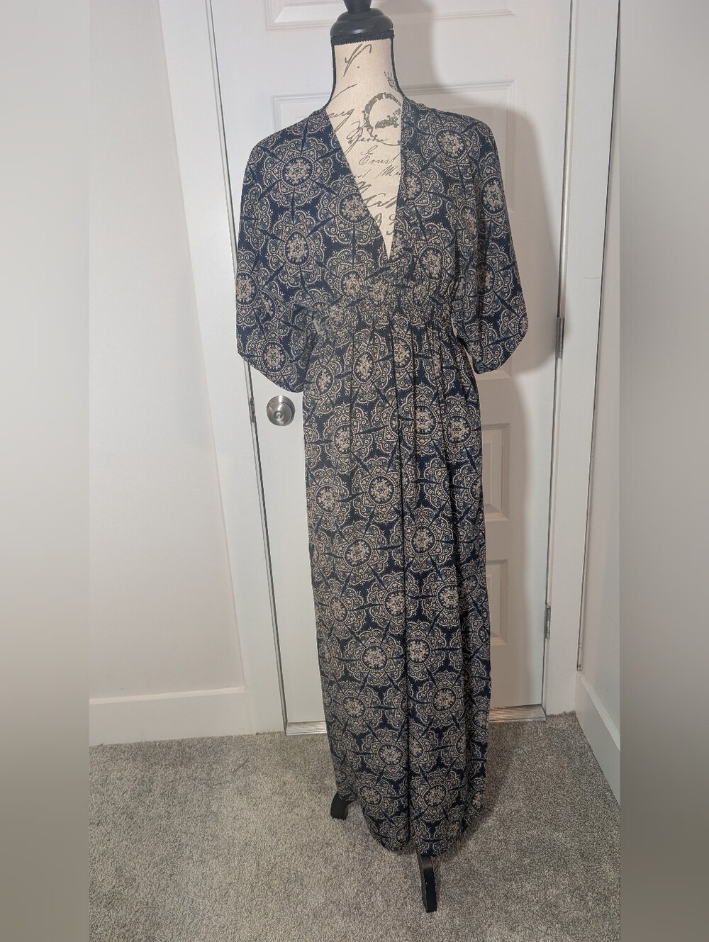 Bohemian Rue 21 Navy Patterned Maxi Dress Size S